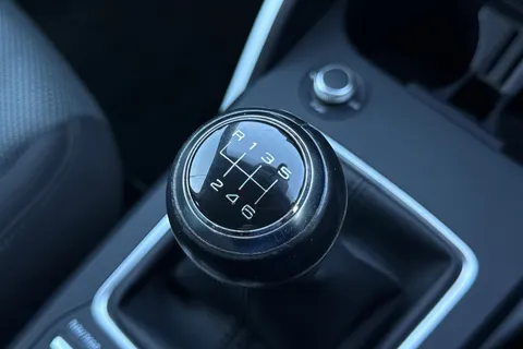 NG19ARF Audi Q2 SE 30 TDI  116 PS 6-speed Thumbnail #39