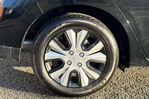 13 of 53 for HONDA JAZZ 1.5 i-MMD Hybrid Elegance 5dr eCVT