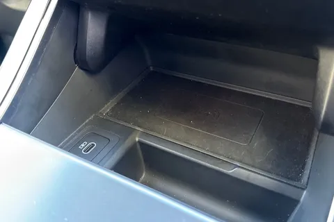 KP24CZN Land Rover Range Rover Velar 3.0 D300 Dynamic SE 5dr Thumbnail #43