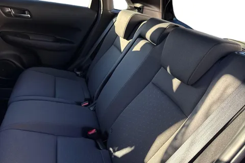 18 of 53 for HONDA JAZZ 1.5 i-MMD Hybrid Elegance 5dr eCVT