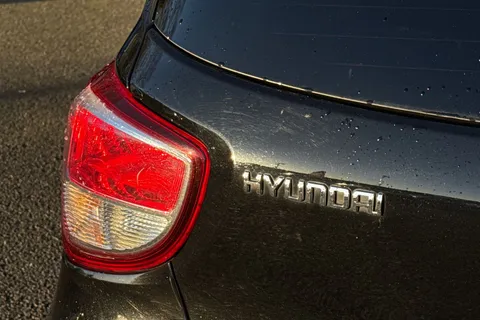 24 of 47 for HYUNDAI I10 1.0 Premium 5dr