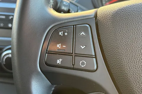 32 of 47 for HYUNDAI I10 1.0 Premium 5dr