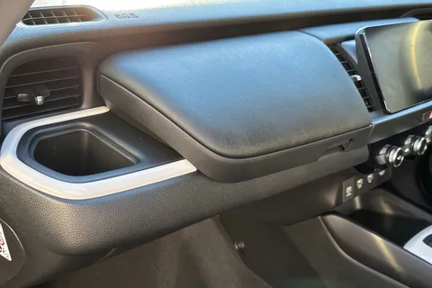 33 of 53 for HONDA JAZZ 1.5 i-MMD Hybrid Elegance 5dr eCVT