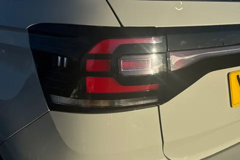 YD22HZJ Volkswagen T-Cross 1.0 TSI 110 SE 5dr **PARK ASSIST** Thumbnail #7