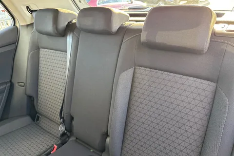 YD22HZJ Volkswagen T-Cross 1.0 TSI 110 SE 5dr **PARK ASSIST** Thumbnail #18