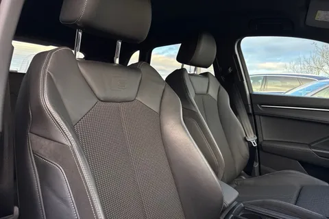 PL22ZTM Audi Q3 S line 35 TFSI  150 PS S tronic Thumbnail #20