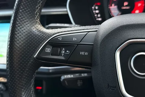 PL22ZTM Audi Q3 S line 35 TFSI  150 PS S tronic Thumbnail #33