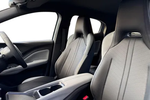 DL75ZGB BYD Dolphin Surf 30kWh Active Auto 5dr Thumbnail #10