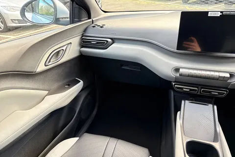 DL75ZGB BYD Dolphin Surf 30kWh Active Auto 5dr Thumbnail #14