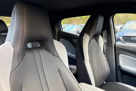 DL75ZGB BYD Dolphin Surf 30kWh Active Auto 5dr Thumbnail #20