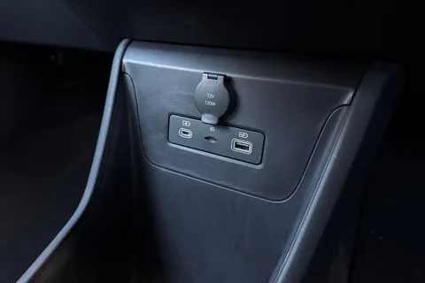 DL75ZGB BYD Dolphin Surf 30kWh Active Auto 5dr Thumbnail #31