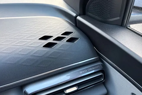 DL75ZGB BYD Dolphin Surf 30kWh Active Auto 5dr Thumbnail #46