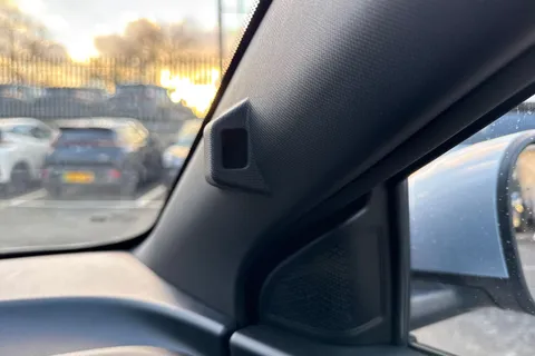 DL75ZGB BYD Dolphin Surf 30kWh Active Auto 5dr Thumbnail #47