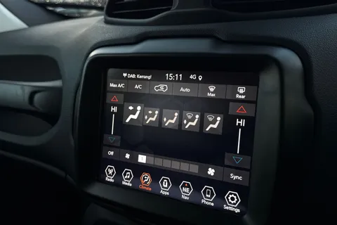 YH71WHE Jeep Renegade 1.0 GSE T3 Night Eagle Euro 6 (s/s) 5dr Thumbnail #22