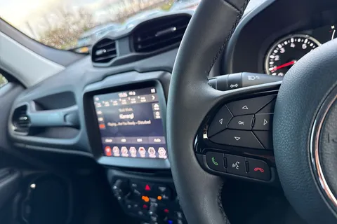 YH71WHE Jeep Renegade 1.0 GSE T3 Night Eagle Euro 6 (s/s) 5dr Thumbnail #39