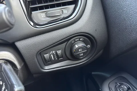 YH71WHE Jeep Renegade 1.0 GSE T3 Night Eagle Euro 6 (s/s) 5dr Thumbnail #42