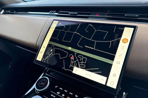 KN72YAK Land Rover Range Rover Sport 3.0 P510e Autobiography 5dr Thumbnail #12