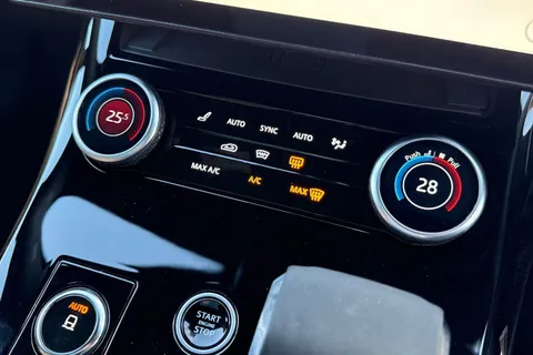 KN72YAK Land Rover Range Rover Sport 3.0 P510e Autobiography 5dr Thumbnail #23