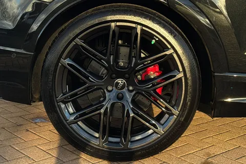 PN75GWZ Audi RS Q8 SUV performance Carbon Vorsprung   640 PS tiptronic Thumbnail #12