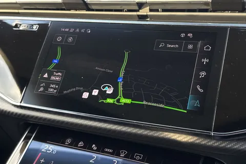 PN75GWZ Audi RS Q8 SUV performance Carbon Vorsprung   640 PS tiptronic Thumbnail #17