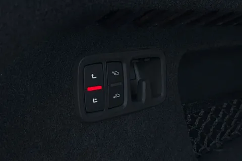 PN75GWZ Audi RS Q8 SUV performance Carbon Vorsprung   640 PS tiptronic Thumbnail #28