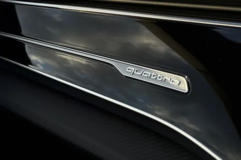 PN75GWZ Audi RS Q8 SUV performance Carbon Vorsprung   640 PS tiptronic Thumbnail #48