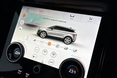 KO69VOG Land Rover Range Rover Evoque 2.0 D180 R-Dynamic HSE Auto 4WD Euro 6 (s/s) 5dr Thumbnail #48