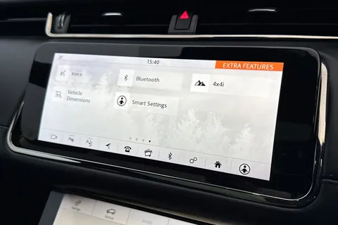 KO69VOG Land Rover Range Rover Evoque 2.0 D180 R-Dynamic HSE Auto 4WD Euro 6 (s/s) 5dr Thumbnail #53