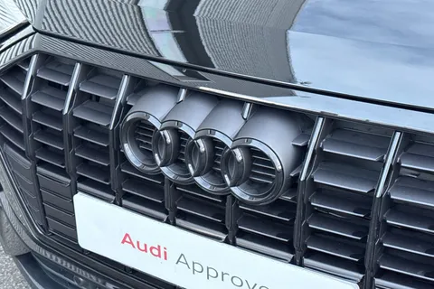 DV75ABX Audi Q3 2.0 TDI 35 Black Edition S Tronic Euro 6 (s/s) 5dr Thumbnail #25