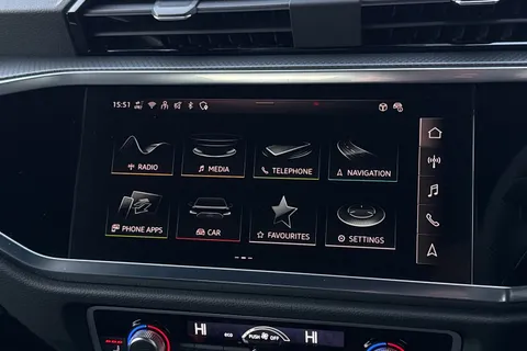 DV75ABX Audi Q3 2.0 TDI 35 Black Edition S Tronic Euro 6 (s/s) 5dr Thumbnail #31