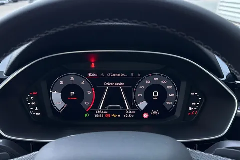 DV75ABX Audi Q3 2.0 TDI 35 Black Edition S Tronic Euro 6 (s/s) 5dr Thumbnail #37