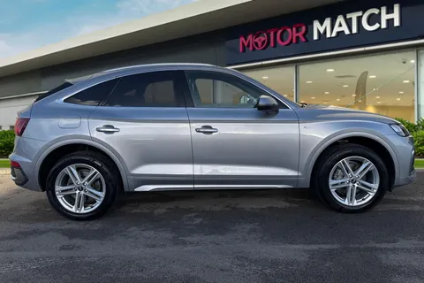 HF71VHH Audi Q5 2.0 TDI 40 S line Sportback S Tronic quattro Euro 6 (s/s) 5dr Thumbnail #4