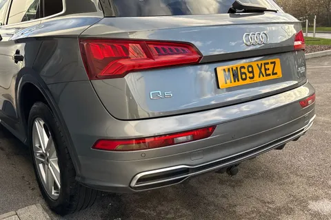MW69XEZ Audi Q5 2.0 TDI 40 S line S Tronic quattro Euro 6 (s/s) 5dr Thumbnail #8