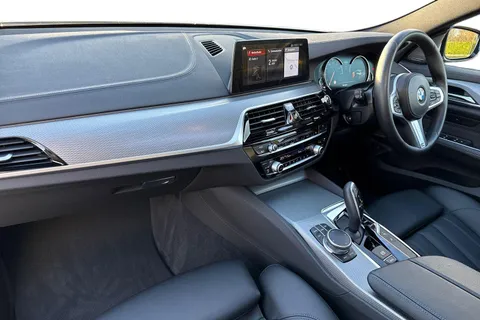 SJ19NAV BMW 6 Series Gran Turismo 2.0 630i M Sport GT Auto Euro 6 (s/s) 5dr Thumbnail #15