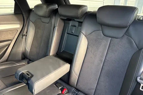 MW69XEZ Audi Q5 2.0 TDI 40 S line S Tronic quattro Euro 6 (s/s) 5dr Thumbnail #19