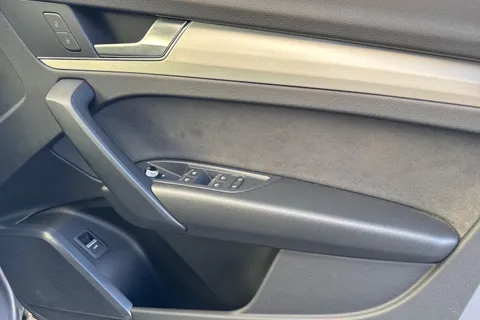 HF71VHH Audi Q5 2.0 TDI 40 S line Sportback S Tronic quattro Euro 6 (s/s) 5dr Thumbnail #21