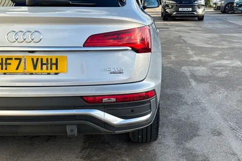 HF71VHH Audi Q5 2.0 TDI 40 S line Sportback S Tronic quattro Euro 6 (s/s) 5dr Thumbnail #31
