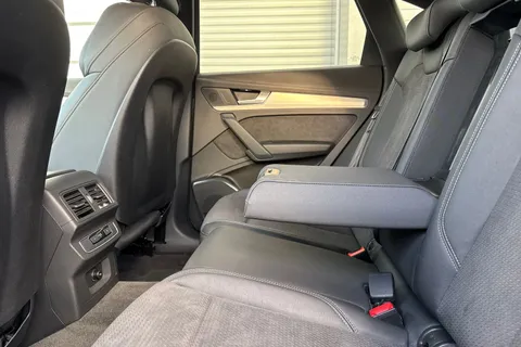 HF71VHH Audi Q5 2.0 TDI 40 S line Sportback S Tronic quattro Euro 6 (s/s) 5dr Thumbnail #38