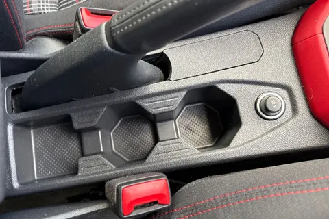 DG71ZTX Volkswagen Polo 2.0 TSI 207 GTI+ 5dr DSG ⭐18' Brescia Alloys, 1 Year VW Warranty⭐ Thumbnail #39