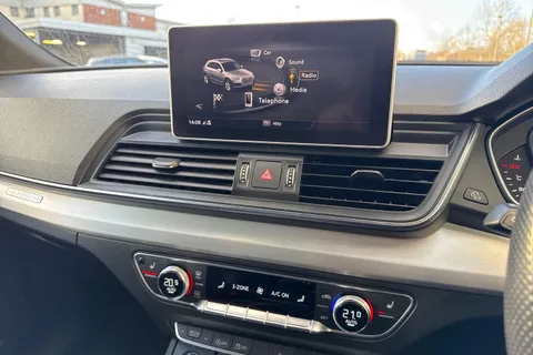 MW69XEZ Audi Q5 2.0 TDI 40 S line S Tronic quattro Euro 6 (s/s) 5dr Thumbnail #45