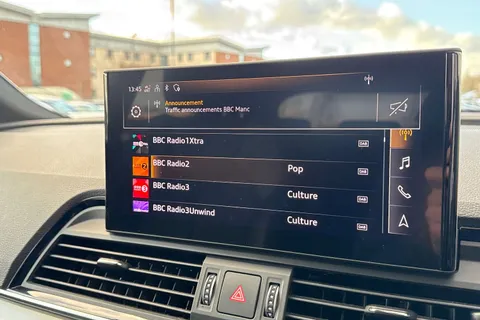 HF71VHH Audi Q5 2.0 TDI 40 S line Sportback S Tronic quattro Euro 6 (s/s) 5dr Thumbnail #46