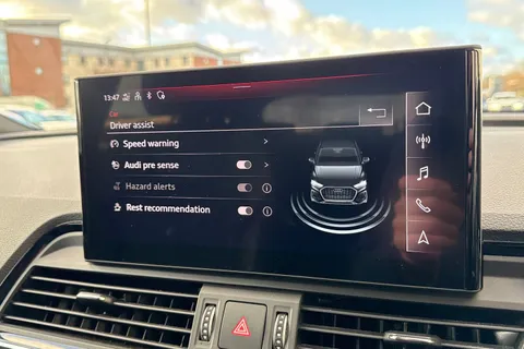 HF71VHH Audi Q5 2.0 TDI 40 S line Sportback S Tronic quattro Euro 6 (s/s) 5dr Thumbnail #53