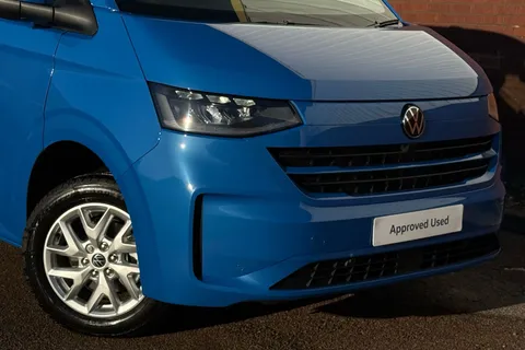 BT75CLU Volkswagen Transporter 2.0 TDI 150 Commerce Pro Van Auto Thumbnail #29