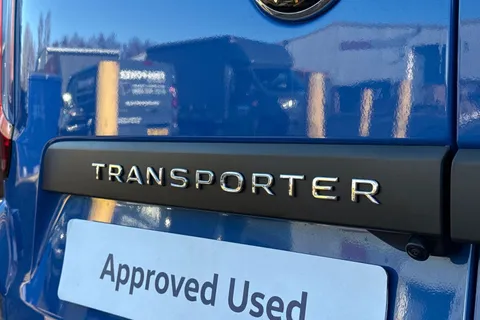 BT75CLU Volkswagen Transporter 2.0 TDI 150 Commerce Pro Van Auto Thumbnail #35