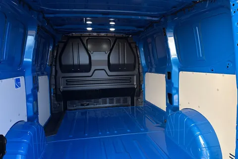 BT75CLU Volkswagen Transporter 2.0 TDI 150 Commerce Pro Van Auto Thumbnail #42