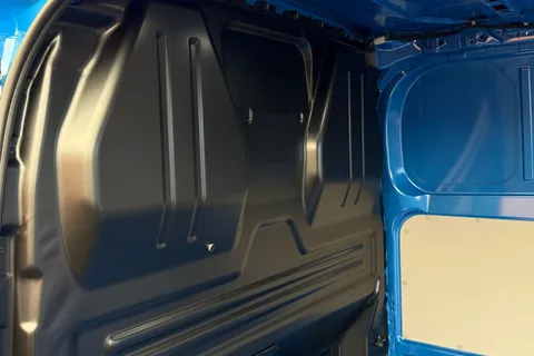 BT75CLU Volkswagen Transporter 2.0 TDI 150 Commerce Pro Van Auto Thumbnail #45