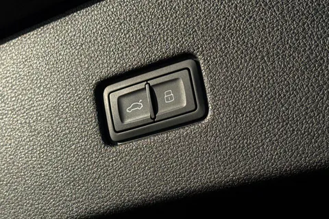 PN75GUW Audi RS Q8 SUV performance Carbon Vorsprung   640 PS tiptronic Thumbnail #28