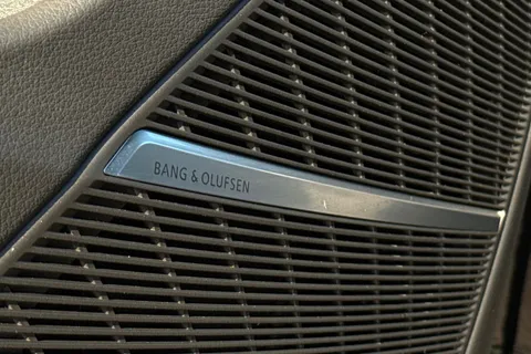 PN75GUW Audi RS Q8 SUV performance Carbon Vorsprung   640 PS tiptronic Thumbnail #36