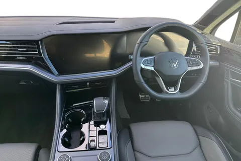 YN75WMA Volkswagen Touareg 3.0 V6 TDI 4Motion 286 Black Edition 5dr Tip Auto, **TOW BAR, CLIMATE SEATS Thumbnail #12