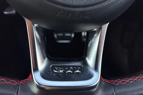 MF20LYU Volkswagen Polo 2.0 TSI GTI+ 5dr DSG **DEEP IRON DASH** Thumbnail #33